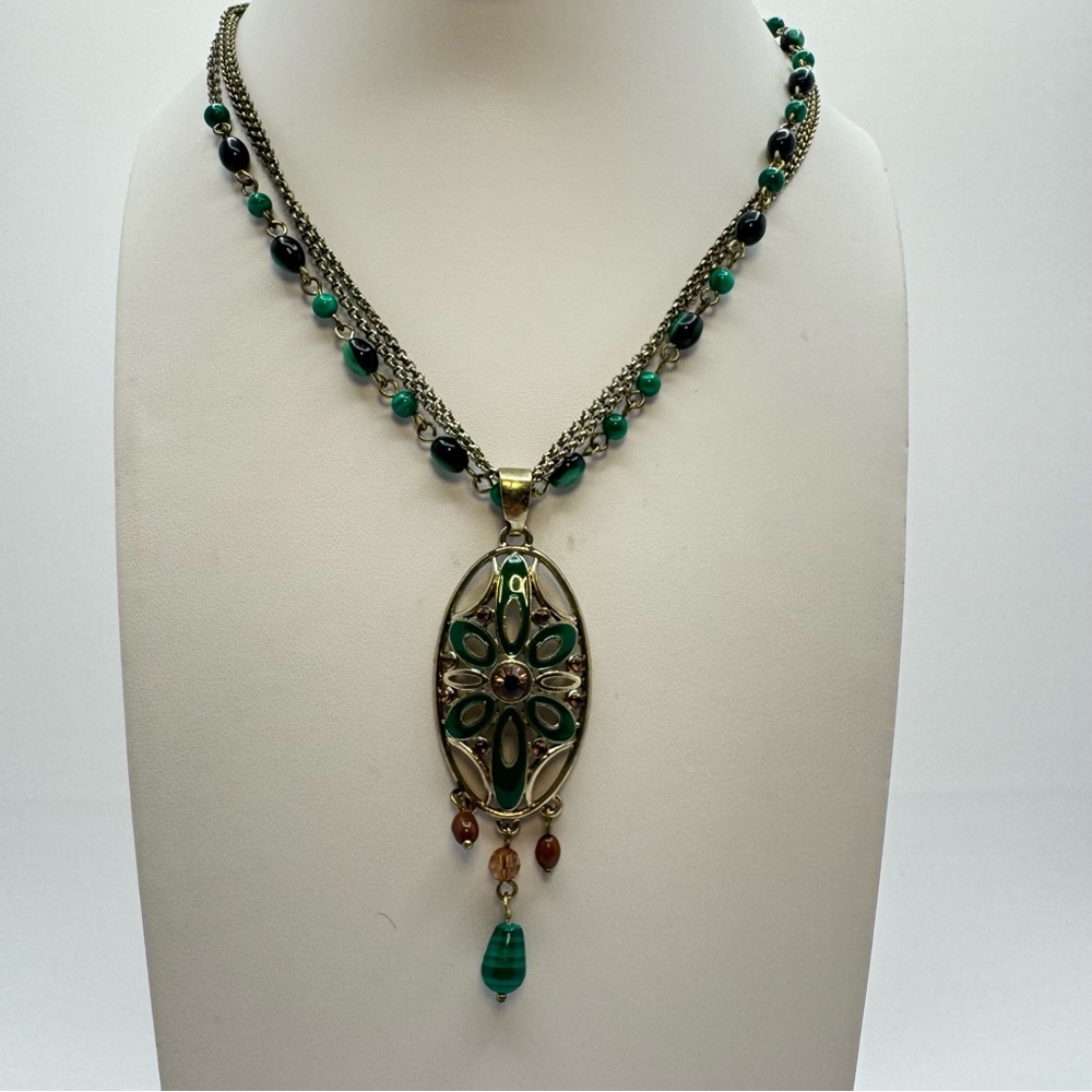 Vintage Liz Claiborne Green Enamel Pendant Necklace Beaded Chain 16–18”